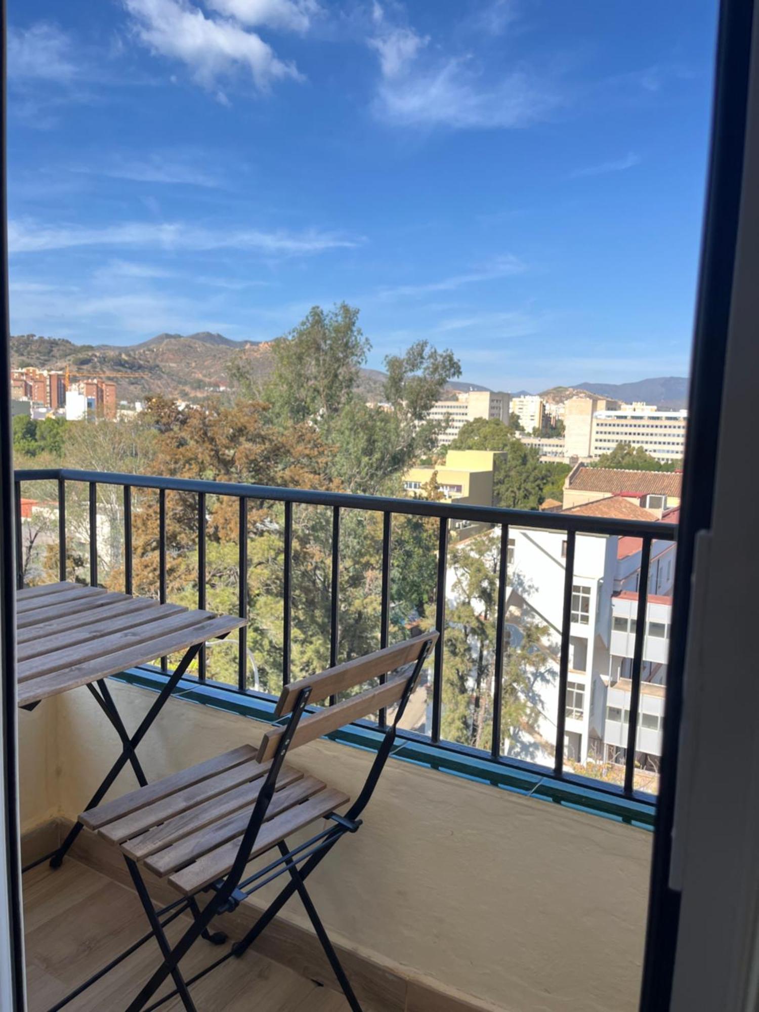 Cosy Trinidad Apartment Malaga Luaran gambar